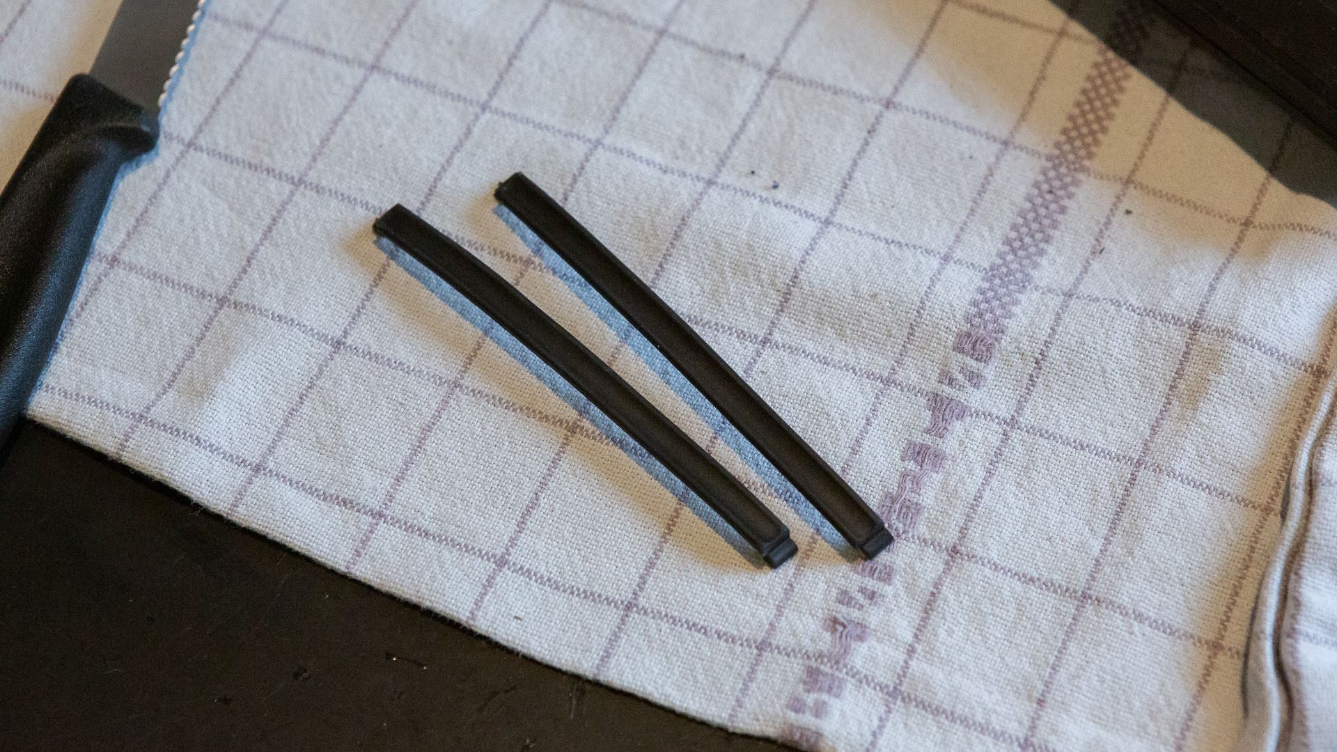 D48 B7715
