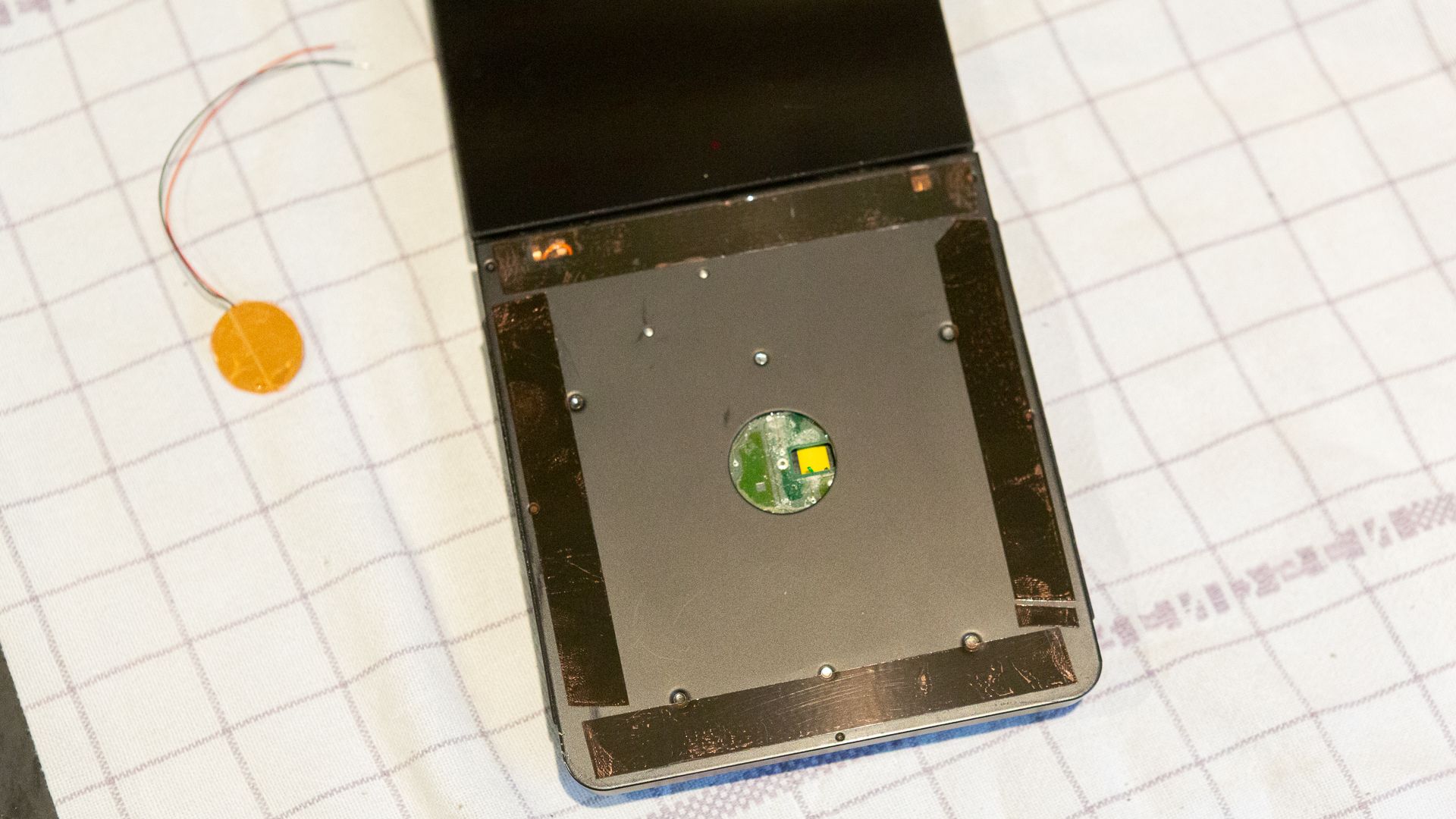 D48 B7710