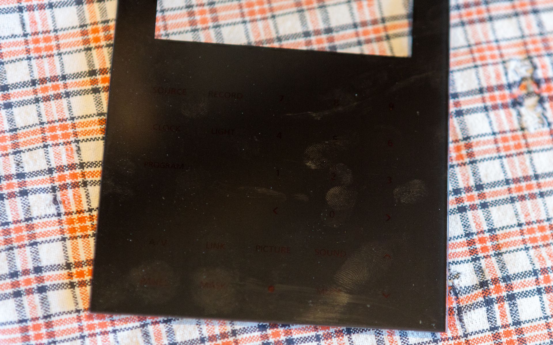 D48 B6975