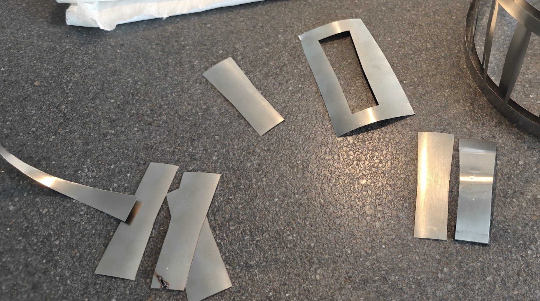 The laser cut stainless steel parts for the BeoWatch strap